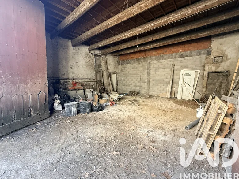 Parking 100 m² · à Gignac · 100 m² · 120 000 €