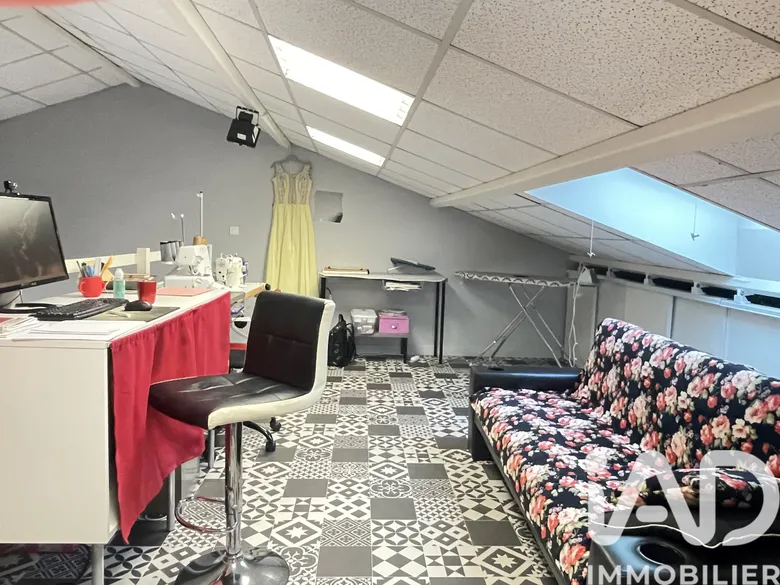 Appartement 1 pièce 66 m² · à Pouzauges · 66 m² · 94 000 €
