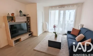 Apartment in Gif-sur-Yvette (91190)