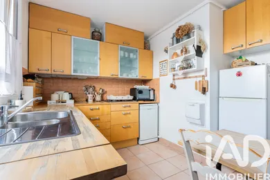 Apartment in Chilly-Mazarin (91380)
