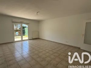 Apartment in ROQUEBRUNE SUR ARGENS (83520)