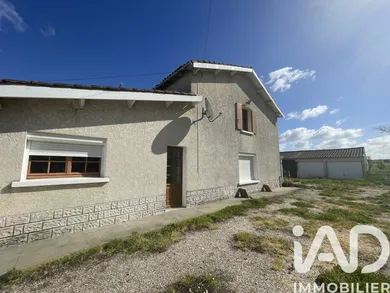 Maison à Neulles (17500)