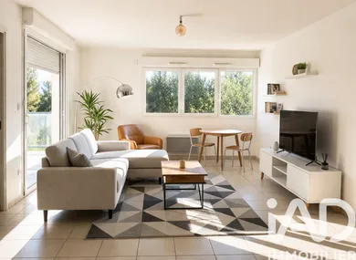 Apartment in Pechbonnieu (31140)