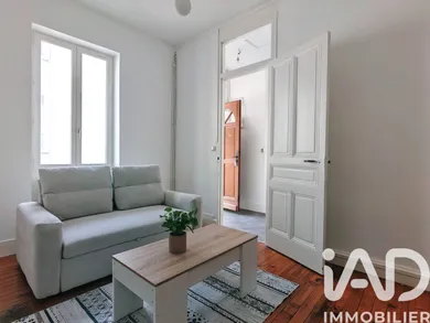 Apartment in Villeurbanne (69100)