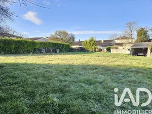 Building plot in Genté (16130)