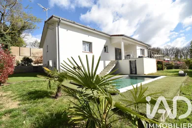 House in Saint-Clar-de-Rivière (31600)