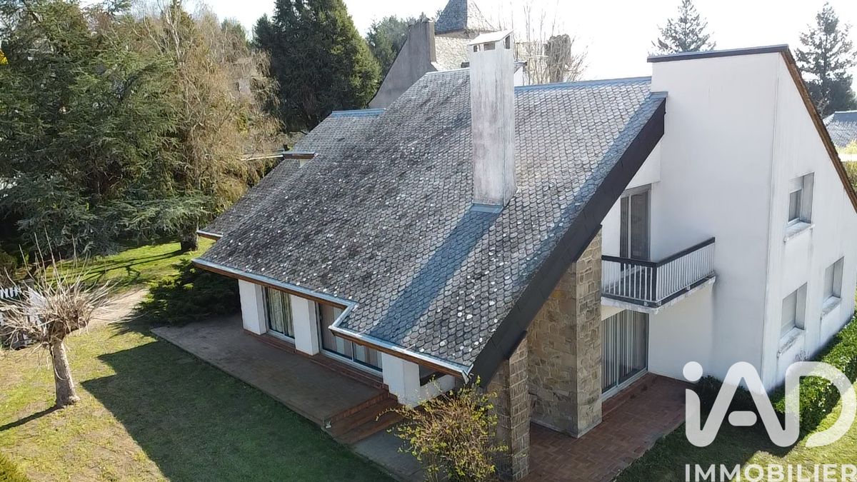 maison à Rieupeyroux