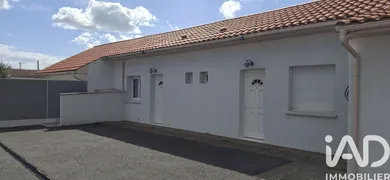 Building in Aytré (17440)