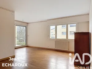 Apartment in Dourdan (91410)