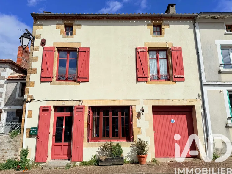 Maison 5 pièces 103 m² · à Availles-Limouzine · 103,4 m² · 85 500 €