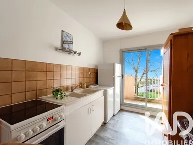 Apartment in Angers (49000)