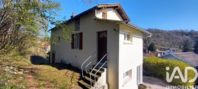 House in Aubin (12110)