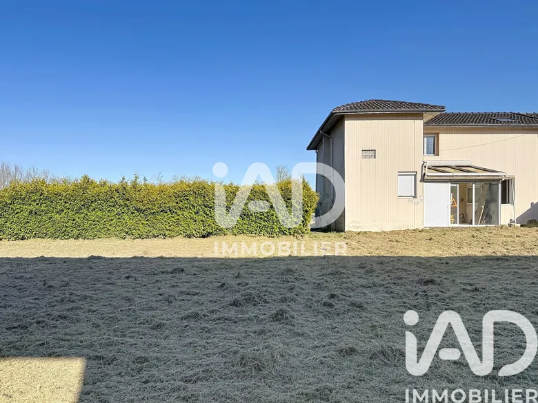 Maison 6 pièces 166 m² · à Dommartin-Dampierre · 166 m² · 95 000 €