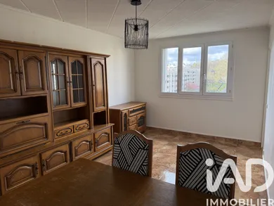 Apartment in Versailles (78000)