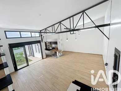 Maison d'architecte à Saint-Denis (97490)