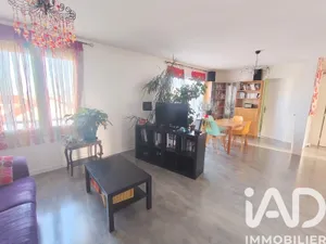 Apartment in Reims (51100)
