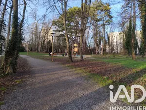 Apartment in Reims (51100)