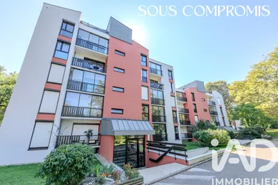 Apartment in Moirans (38430)