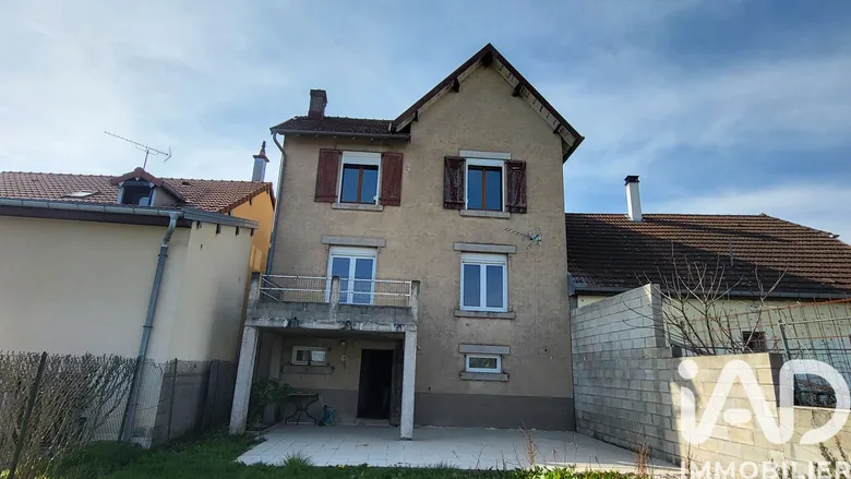Maison 5 pièces 106 m² · à Lure · 106 m² · 126 000 €