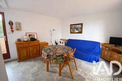 Apartment in Fleury (11560)