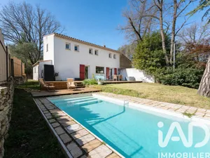 Maison à Aix-en-Provence (13090)