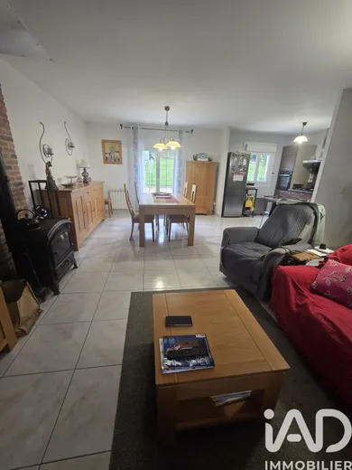 Detached house in Chartèves (02400)