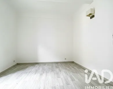 Apartment in Vence (06140)
