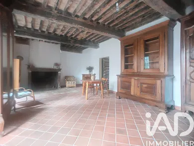 Maison de village à Châteaubourg (07130)