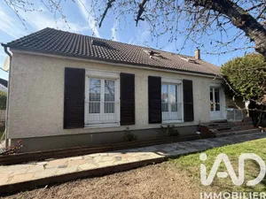 House in Château-Landon (77570)