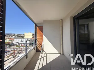 Apartment in Saint-Laurent-du-Var (06700)