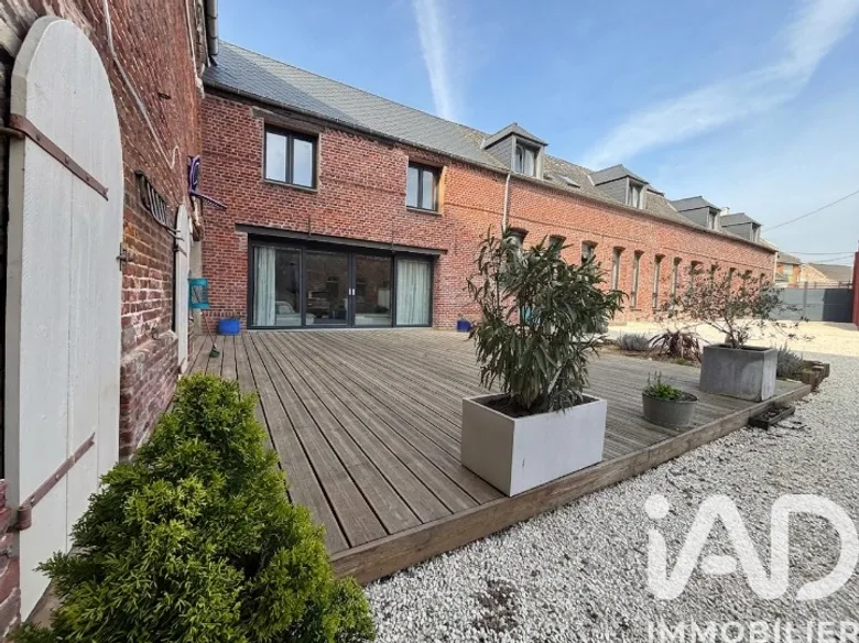 Maison 7 pièces 230 m² · à Villers-Outréaux · 230 m² · 365 900 €