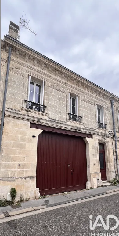 Immeuble à Bordeaux (33300)