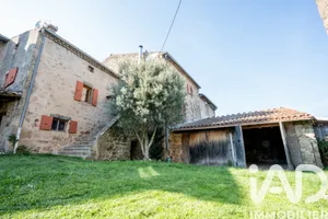 Maison de campagne à Saint-Victor (07410)