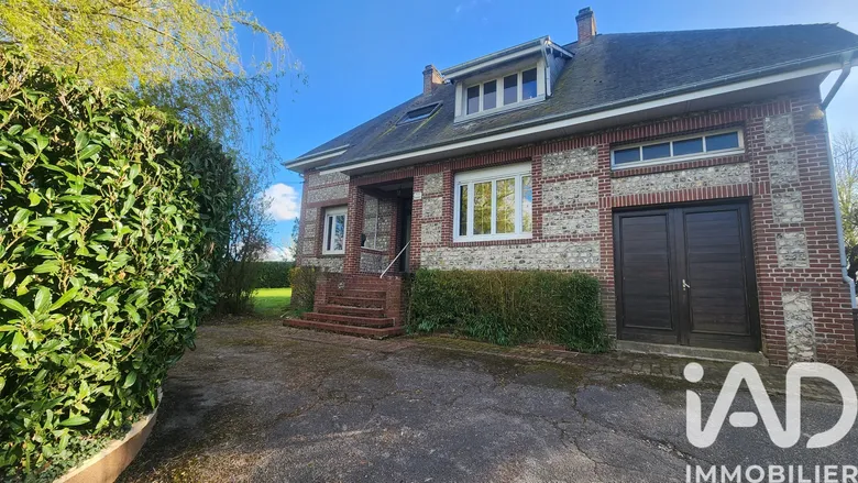 Maison 5 pièces 112 m² · à Neufchâtel-en-Bray · 112 m² · 165 000 €