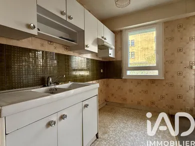 Apartment in Melun (77000)