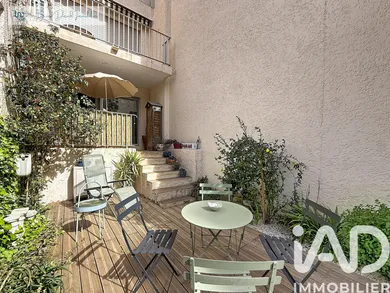 Apartment in Hyères (83400)