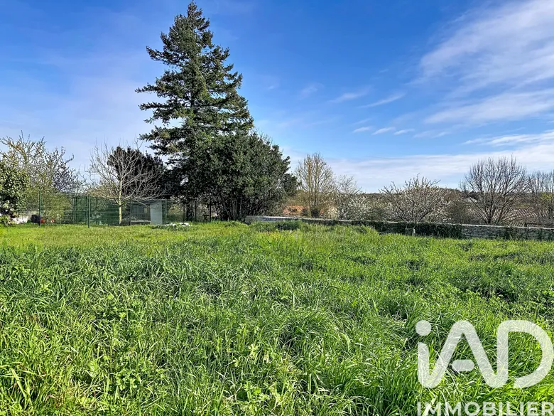 Terrain à bâtir à Fontenay-le-Comte (85200) · 55 000 €