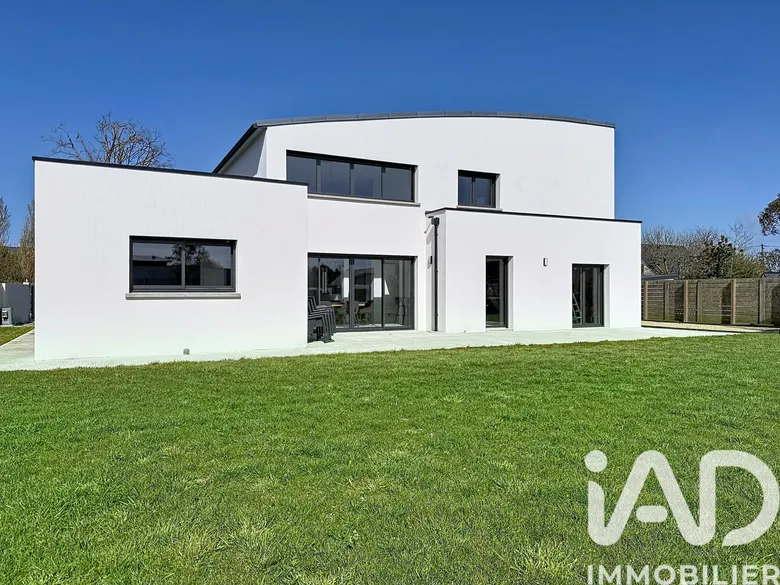 Maison 5 pièces 155 m² · à Planguenoual · 155,4 m² · 566 000 €