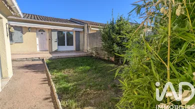 House in L'Isle-sur-la-Sorgue (84800)