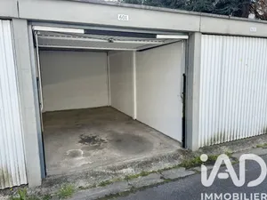 Garage in NEUILLY SUR MARNE  (93330)