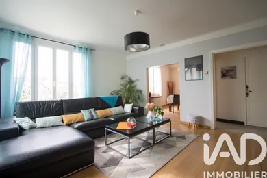 Traditional house in Bois-d'Arcy (78390)