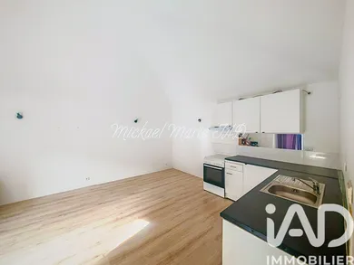 Village house in Saint-Nazaire-de-Ladarez (34490)