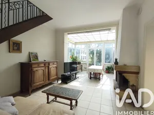 Maison à Villeneuve-d'Ascq (59650)