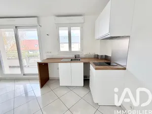 Apartment in Chilly-Mazarin (91380)