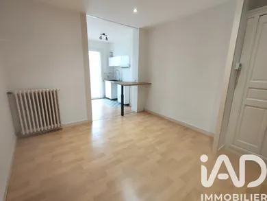 Apartment in Fougères (35300)
