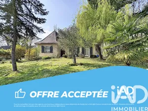 Architectural house in Chevannes (89240)