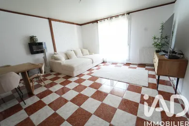 Appartement à Évry (91000)