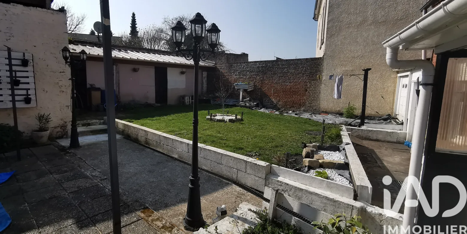 Vente maison à Eppeville (80400) : maison de ville 5 pièces 112 m² — 6