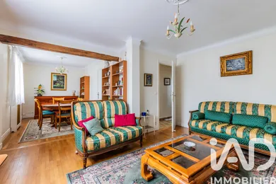 Maison à Villeneuve-le-Roi (94290)