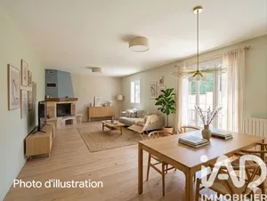 Maison de village à Milly-sur-Thérain (60112)